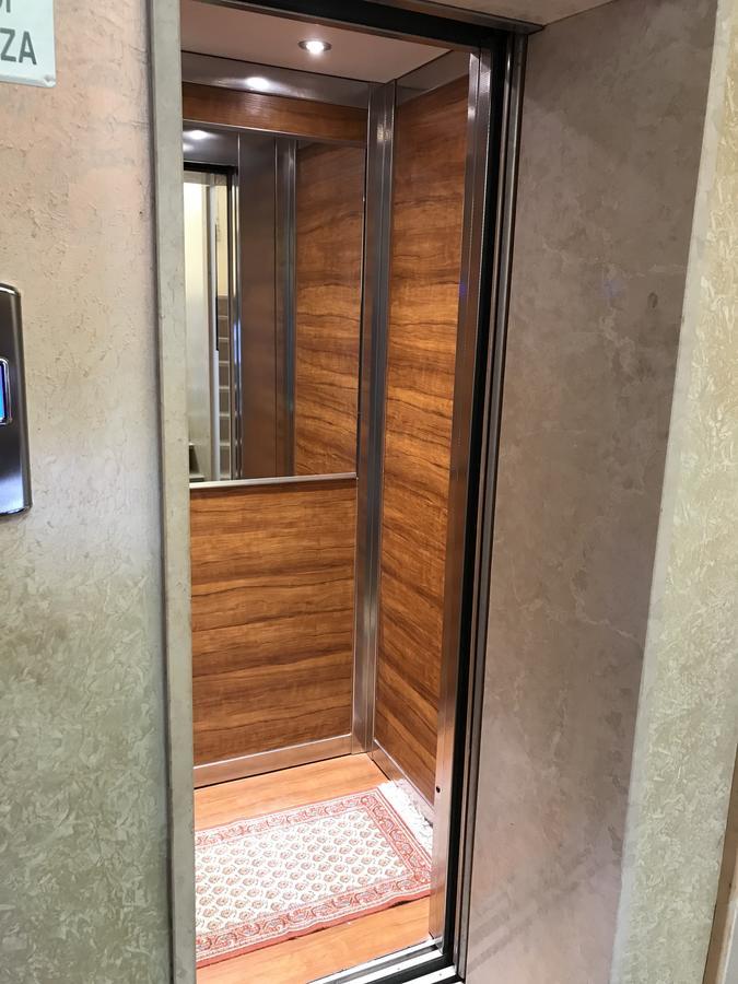 Hotel Oder Лидо ди Езоло Экстерьер фото